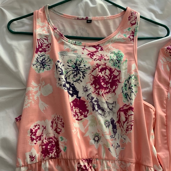 Pink floral maxi dress - Picture 2 of 3